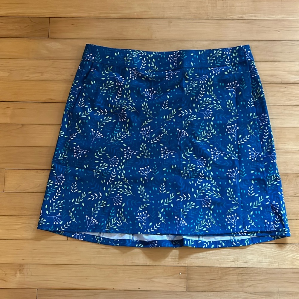 New w/o tags Ripskirt Size L floral print Skirt